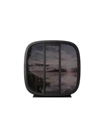 Leil_Balck_Cube_1300x1700_image1